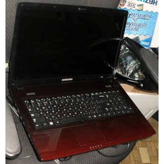 Ноутбук Samsung R780i (Intel Core i3 370M (2x2.4Ghz HT) /4096Mb DDR3 /320Gb /ATI Radeon HD5470 /17.3" TFT 1600x900) - Балашиха