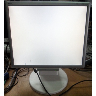 Монитор 17" TFT Nec MultiSync LCD175VXM+ бело-серебристый (Балашиха)