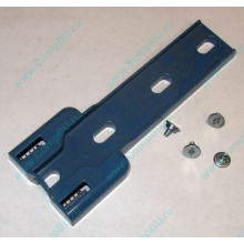 Синий пластмассовый фиксатор-защёлка HP 224981-001 для 5.25" устройств в HP ML370 (Балашиха)
